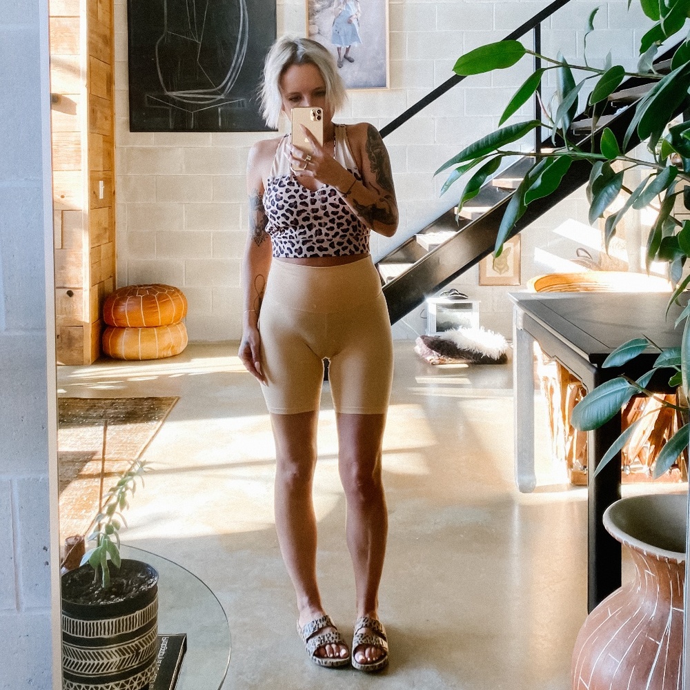 COPY - PEACH TNA 7" COTTON BIKER SHORTS